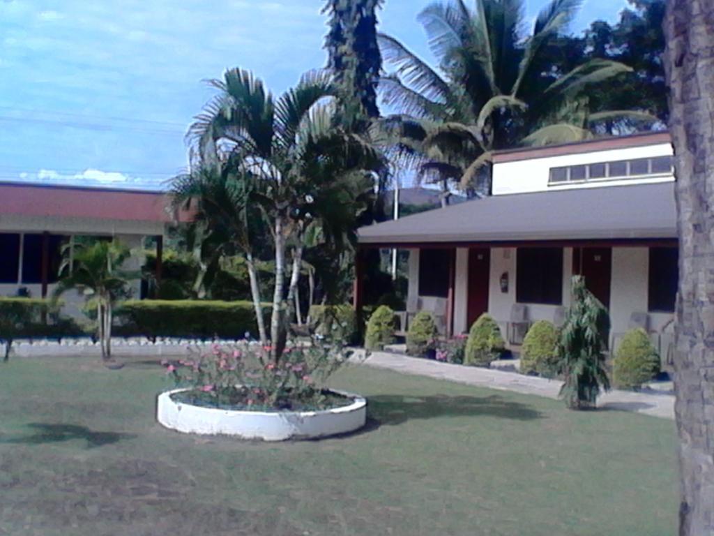 The Friendly North Inn Labasa Eksteriør billede